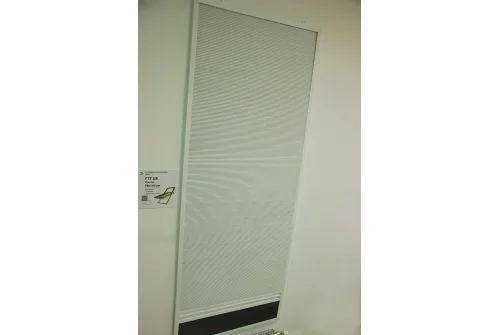 Штора+москитная сетка FAKRO AMD Duet 94x240 (белые направляющие RAL 9016, штора белая blackout RAL 1601)
